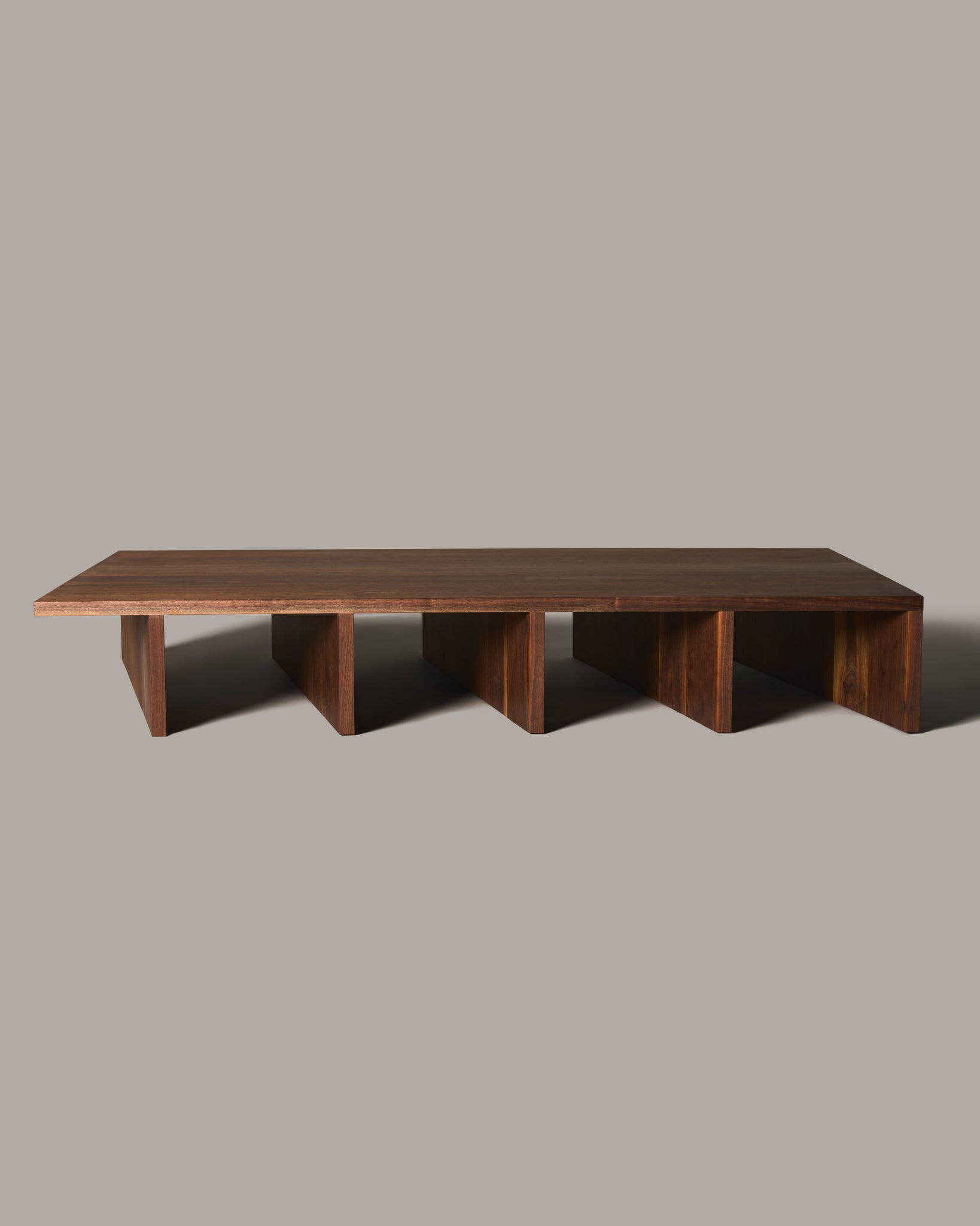 Clipping Coffee Table
